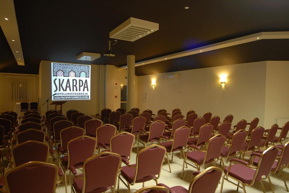 Hotel Skarpa เซย์นี ภายนอก รูปภาพ